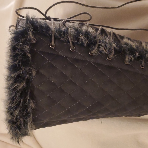 Boots - Picture 5 of 11